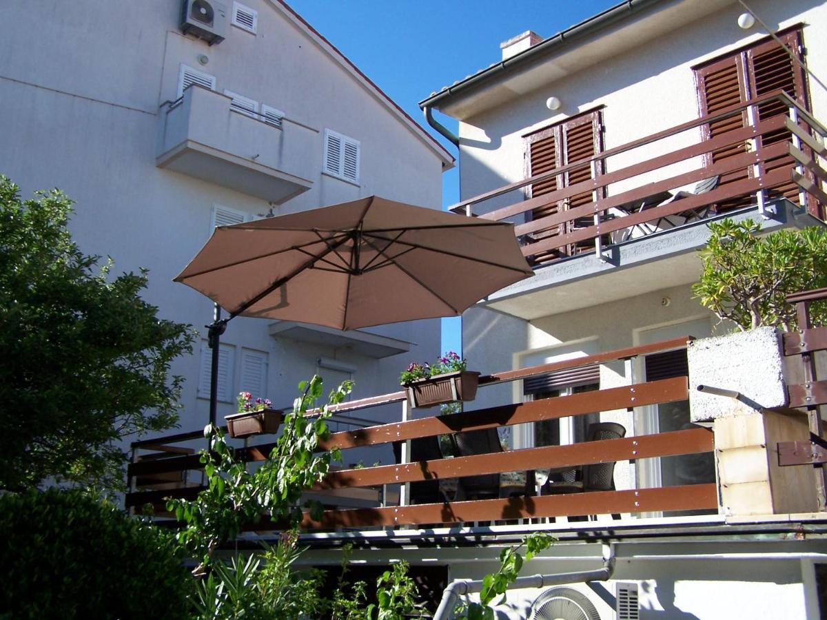 Apartments By The Sea Novalja, Pag - 18154 Exterior photo