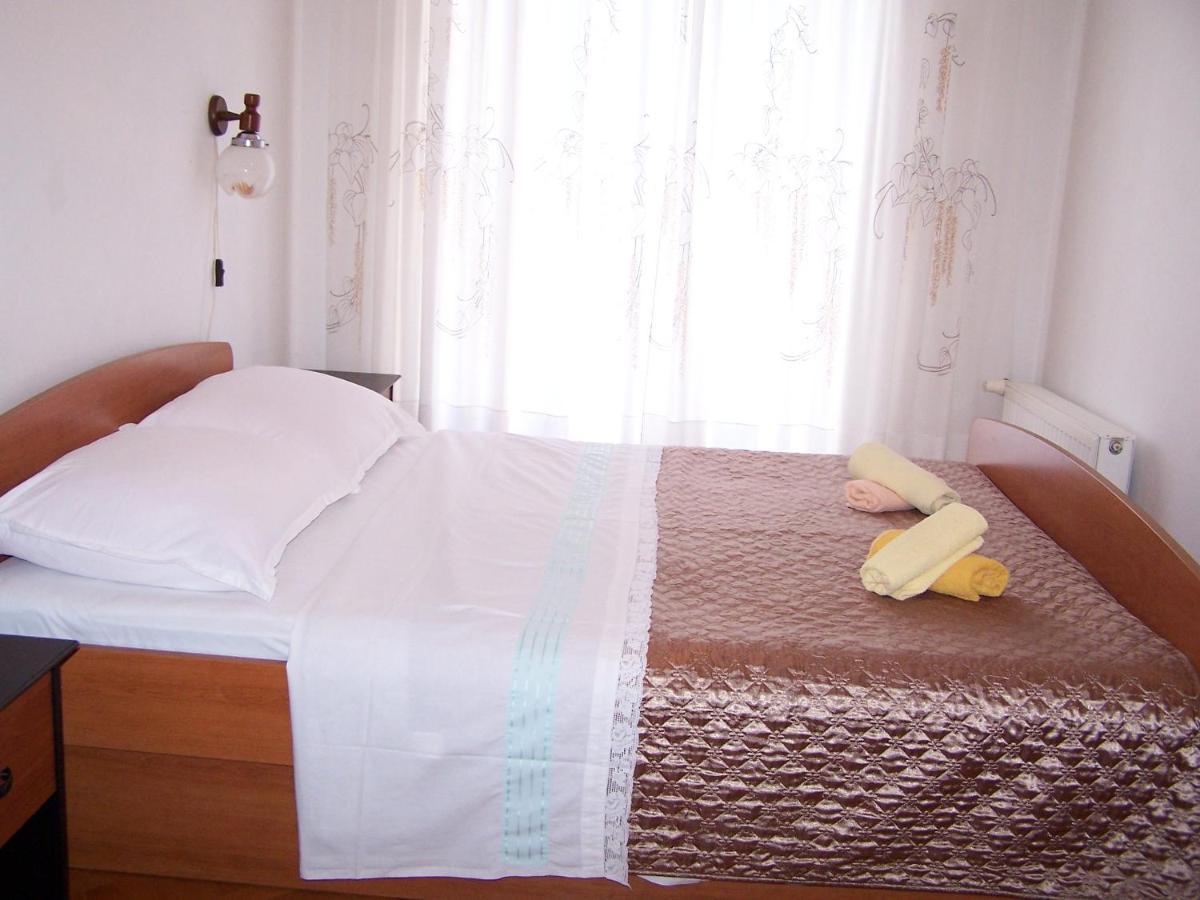 Apartments By The Sea Novalja, Pag - 18154 Exterior photo