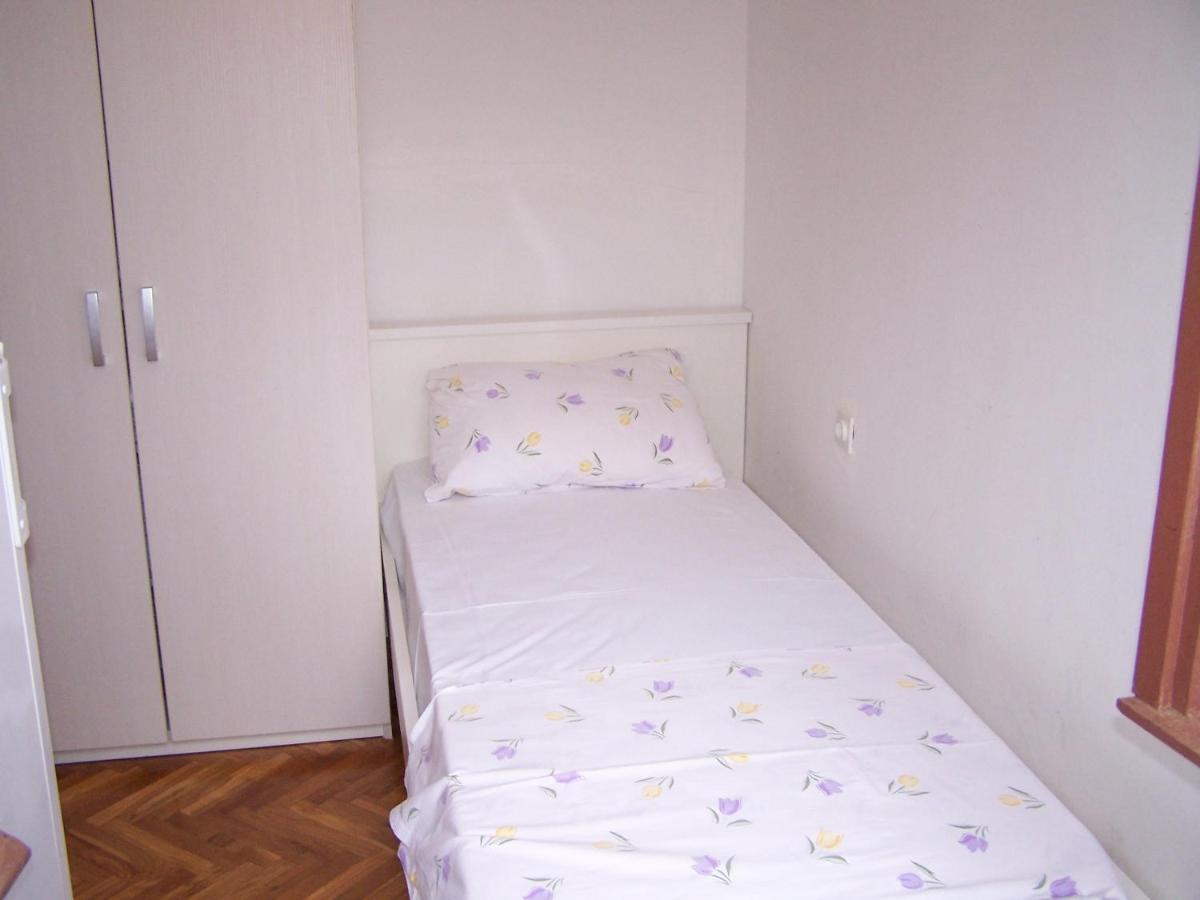 Apartments By The Sea Novalja, Pag - 18154 Exterior photo