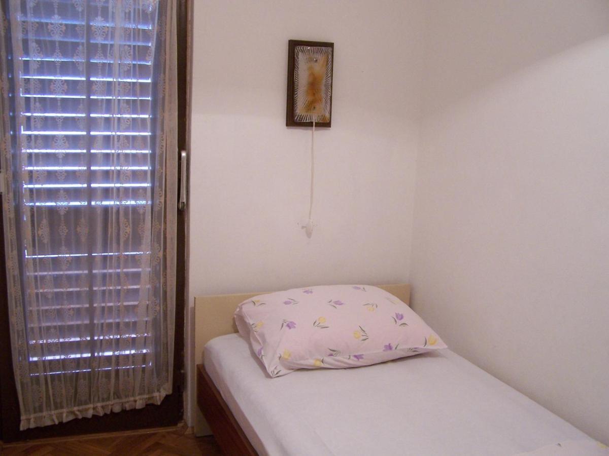 Apartments By The Sea Novalja, Pag - 18154 Exterior photo